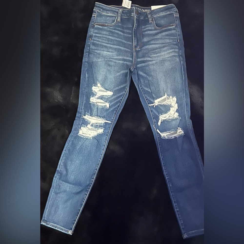 Ripped size 16 long American Eagle Jeans with tags